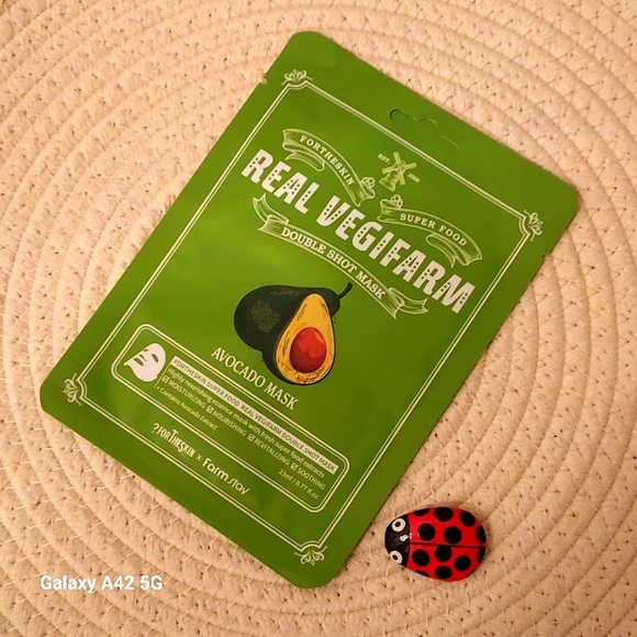 LOT of Real VegiFarm Double Shot Avocado Facial Sheet Masks Hydrating Radiance - Picture 2 of 4